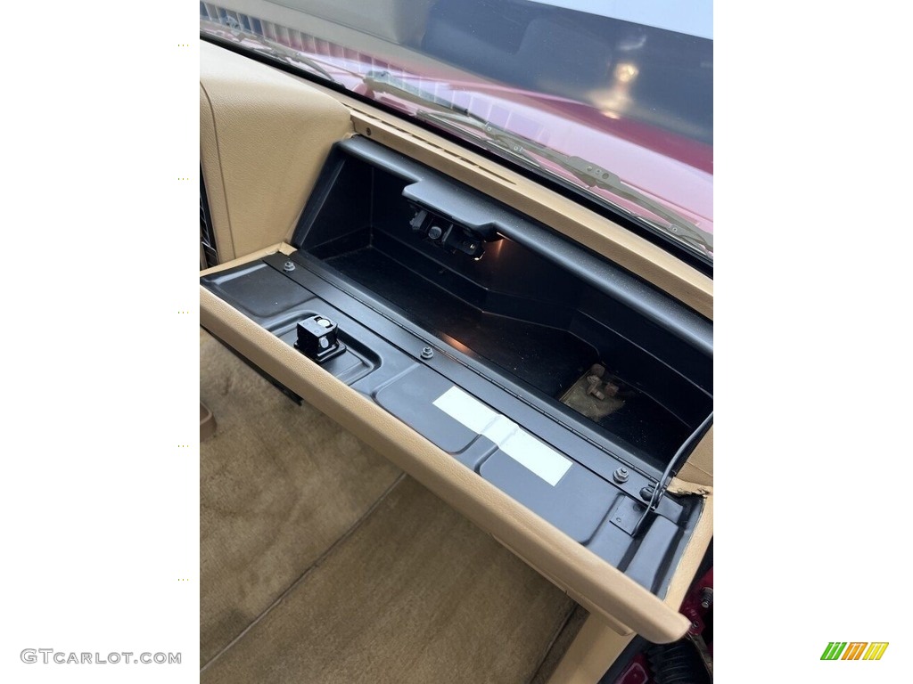 1988 Comanche Pioneer 2WD - Colorado Red / Tan photo #72