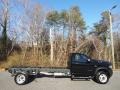 2022 Diamond Black Crystal Pearl Ram 5500 Tradesman Regular Cab 4x4 Chassis  photo #5