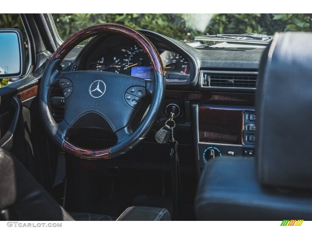 2000 Mercedes-Benz G 500 Cabriolet Black Steering Wheel Photo #143465786