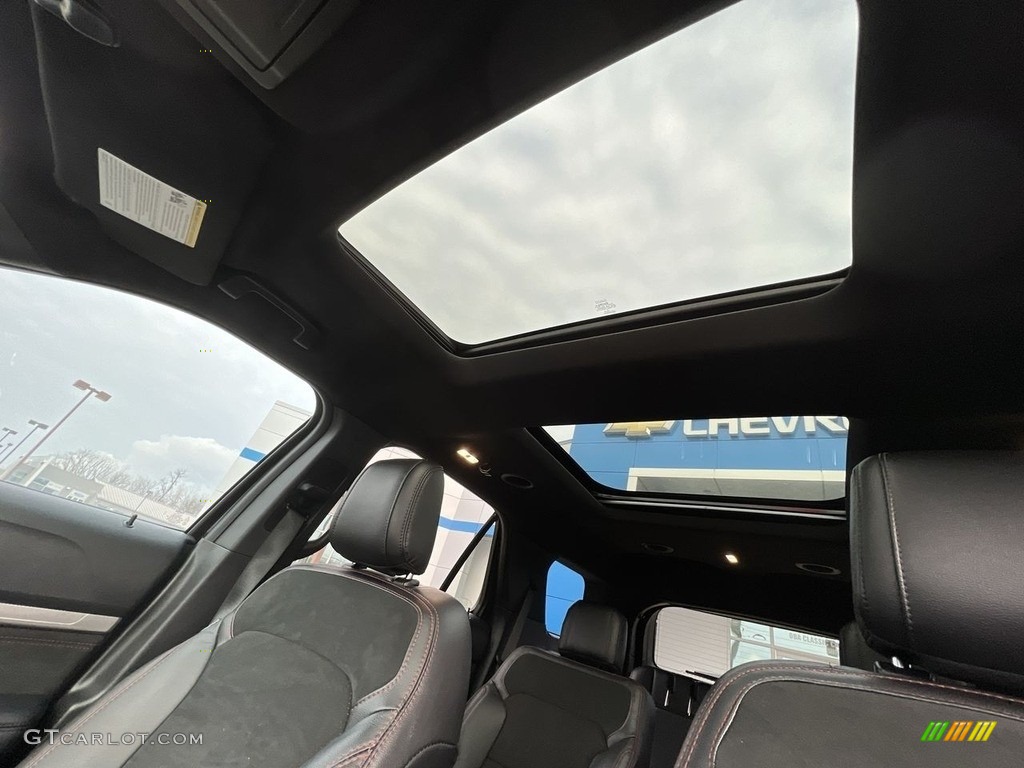 2019 Explorer XLT 4WD - Agate Black / Medium Black photo #10