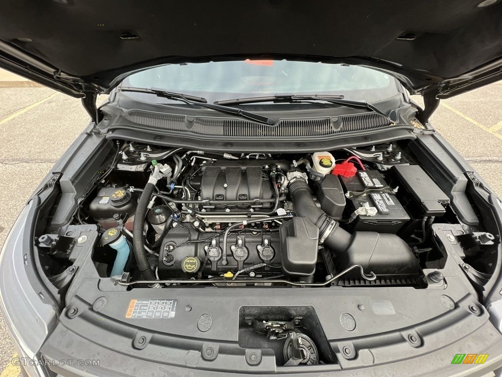 2019 Explorer XLT 4WD - Agate Black / Medium Black photo #15
