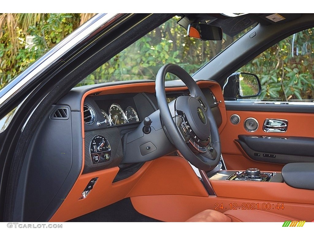 2019 Cullinan  - Infinity Black / Armagnac/Black photo #24