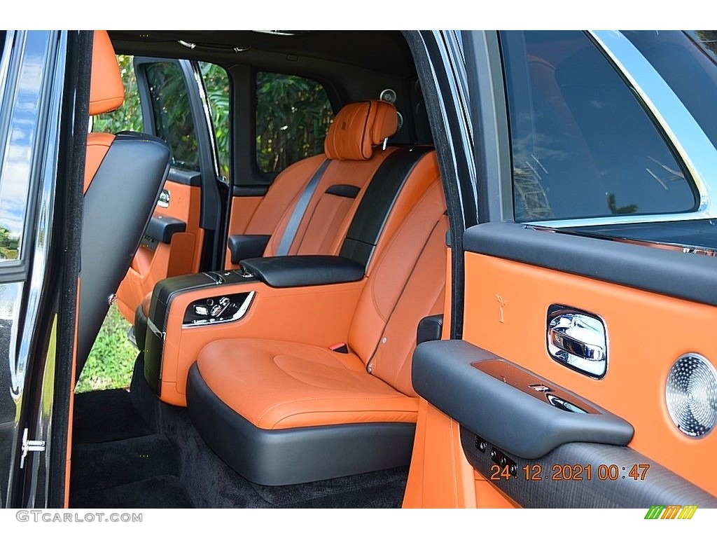 2019 Rolls-Royce Cullinan Standard Cullinan Model Rear Seat Photo #143470211
