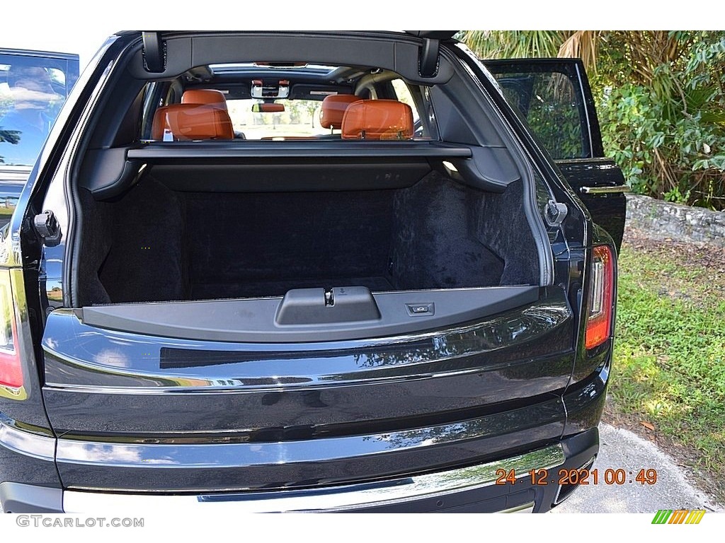 2019 Rolls-Royce Cullinan Standard Cullinan Model Trunk Photos