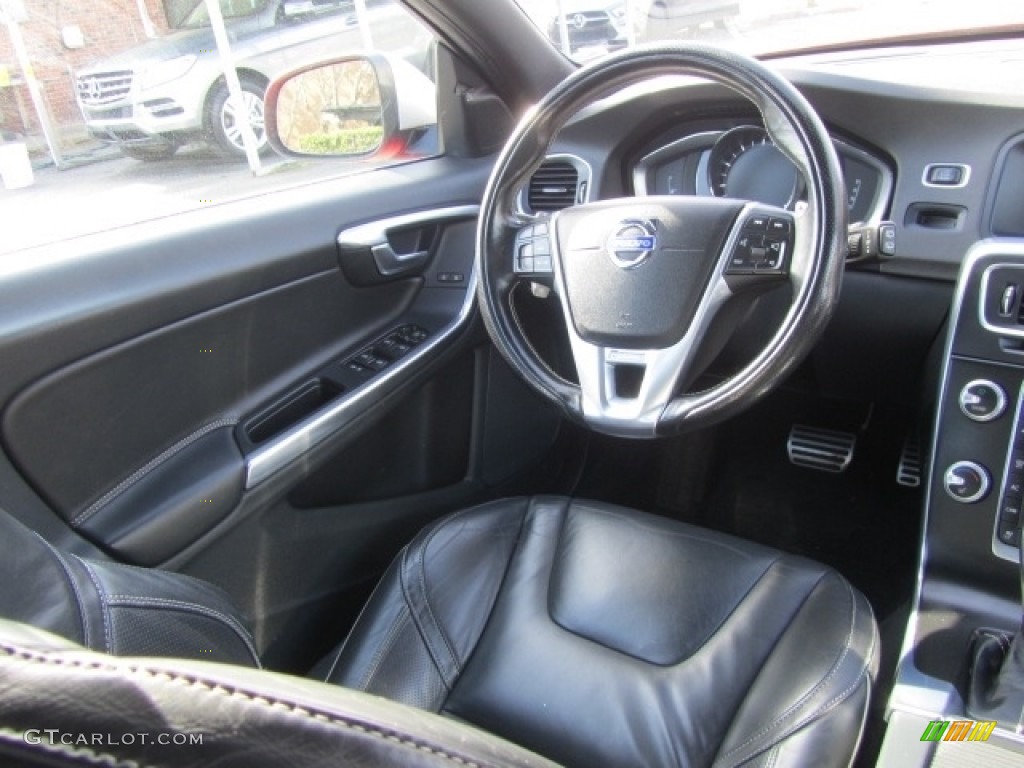 Off-Black Interior 2015 Volvo V60 T6 AWD R-Design Photo #143470562