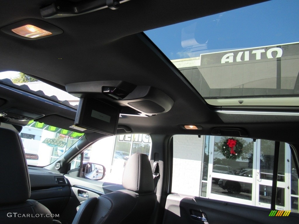 2021 Pilot Black Edition AWD - Platinum White Pearl / Black photo #11