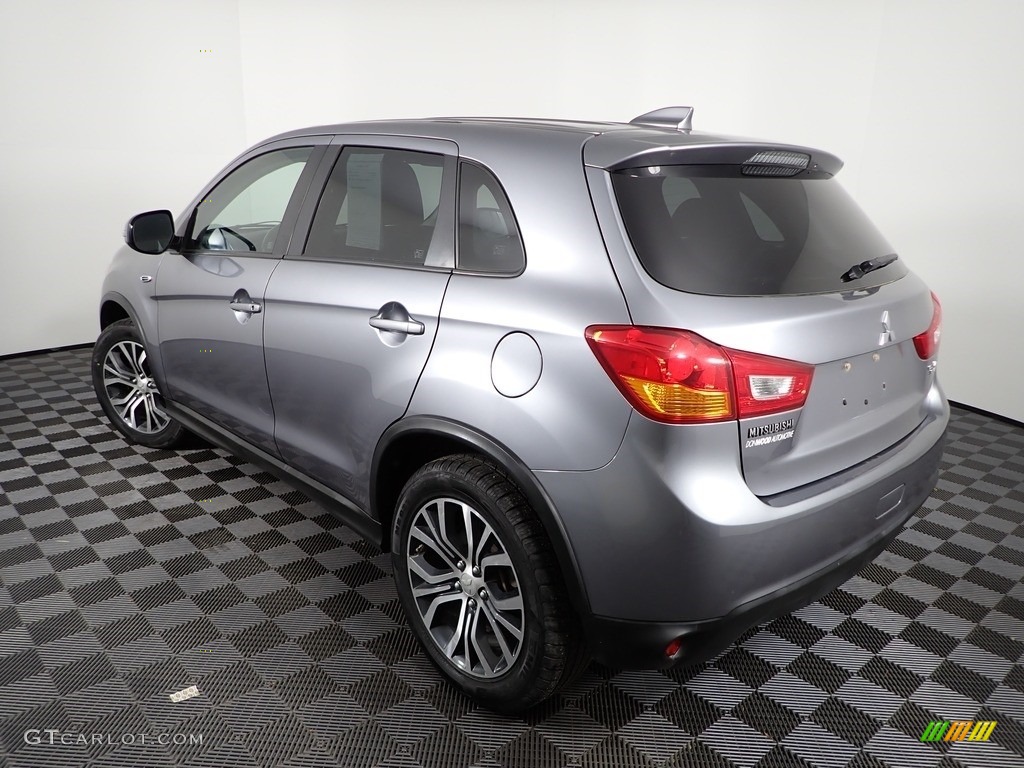 2017 Outlander Sport ES - Mercury Gray / Black photo #8