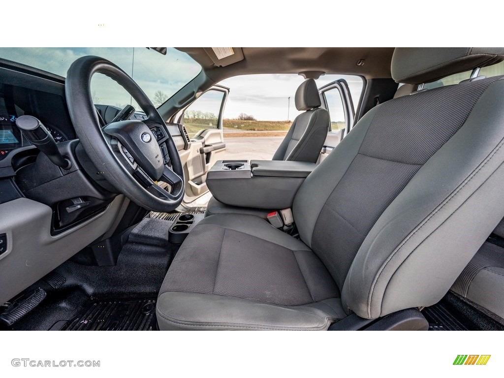 2019 F250 Super Duty XLT SuperCab 4x4 - Oxford White / Earth Gray photo #18