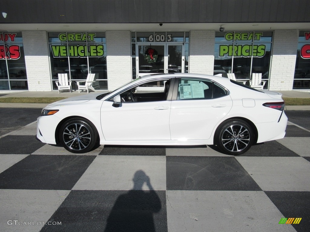 2019 Camry SE - Super White / Black photo #1