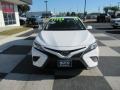 2019 Super White Toyota Camry SE  photo #2