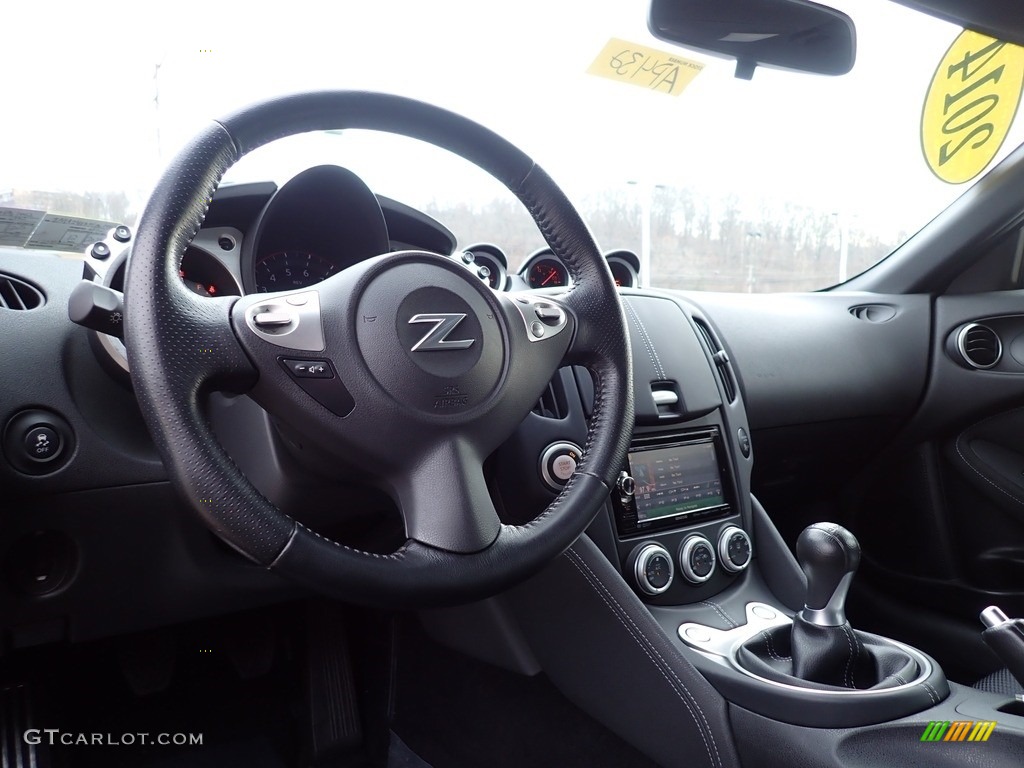 2014 Nissan 370Z Touring Coupe Dashboard Photos