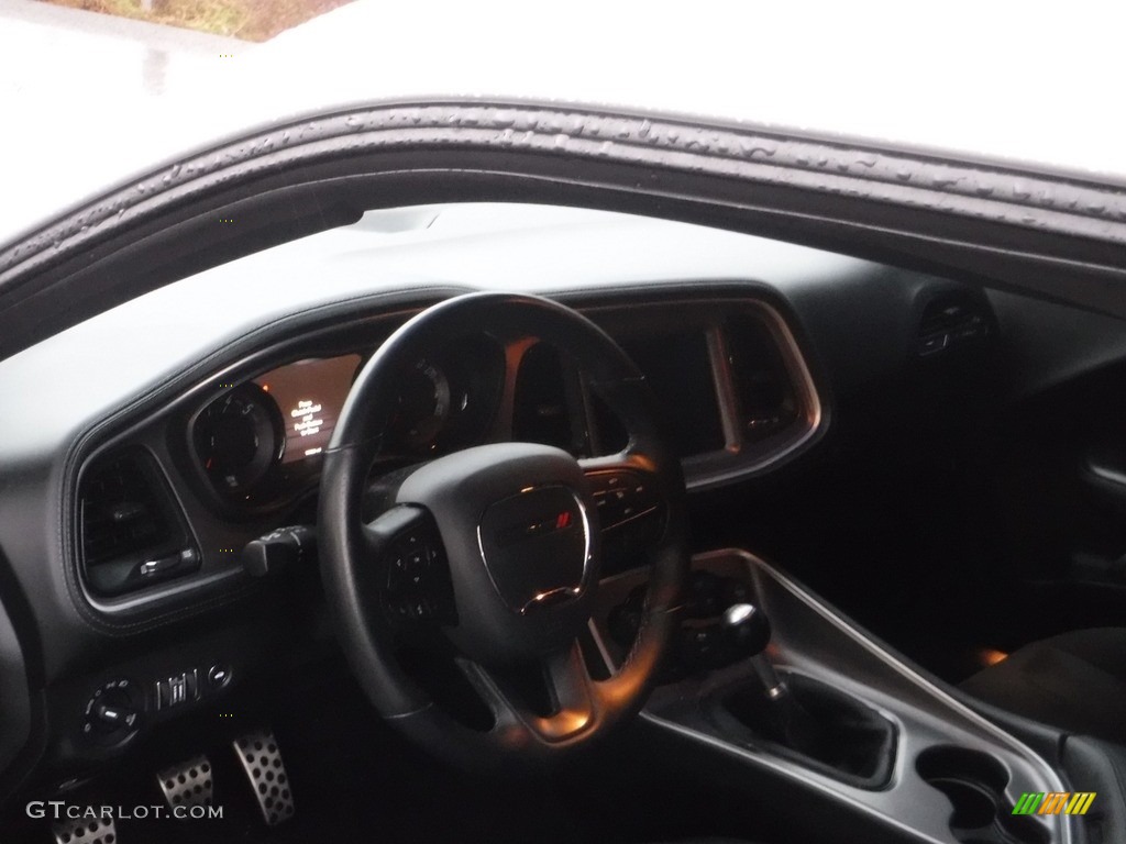 2020 Challenger R/T - Triple Nickel / Black photo #21