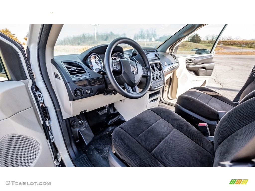 2013 C/V Tradesman - Stone White / Black/Light Graystone photo #19