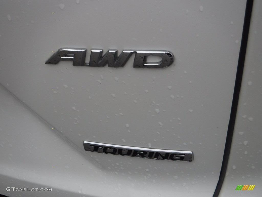2018 CR-V Touring AWD - White Diamond Pearl / Black photo #10