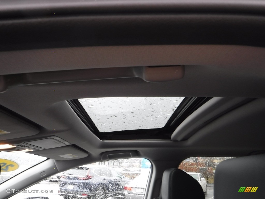 2018 CR-V Touring AWD - White Diamond Pearl / Black photo #11