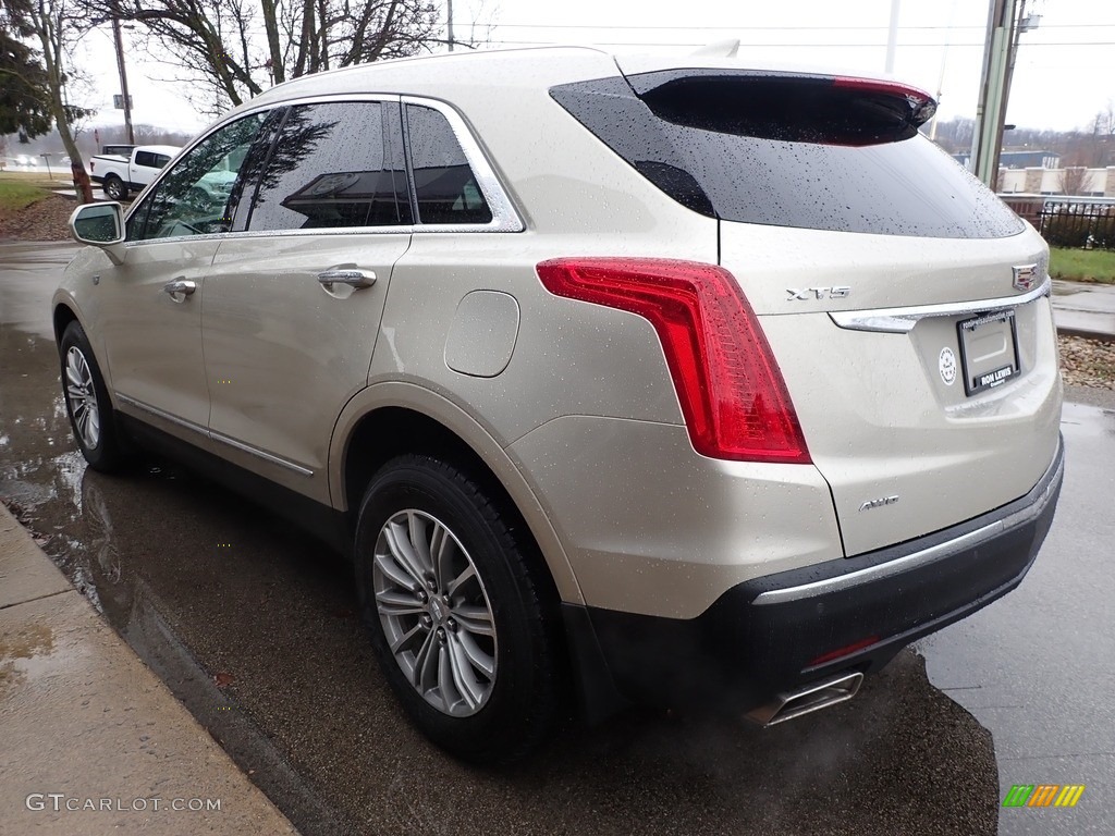 2017 XT5 Luxury AWD - Bronze Dune Metallic / Sahara Beige photo #5