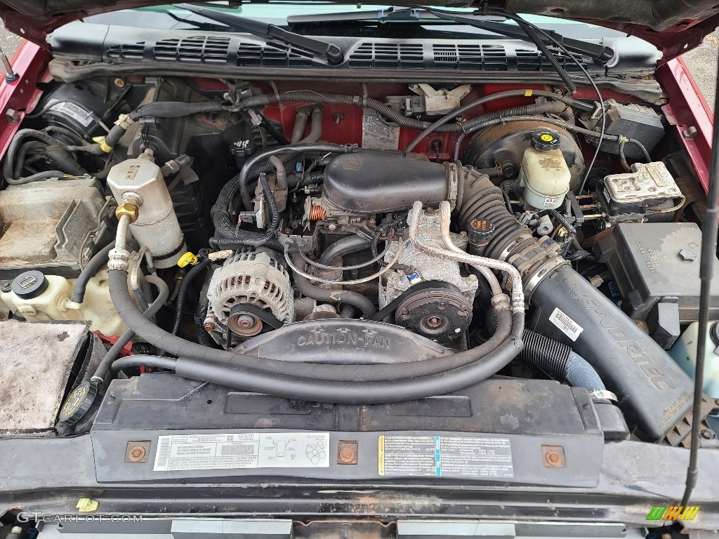 2003 GMC Sonoma SL Extended Cab Engine Photos