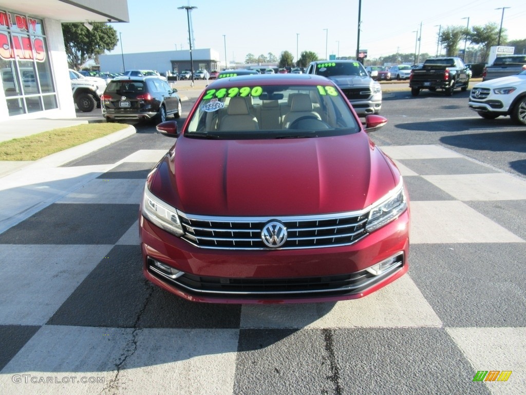 2018 Passat SE - Fortana Red Metallic / Cornsilk Beige photo #2