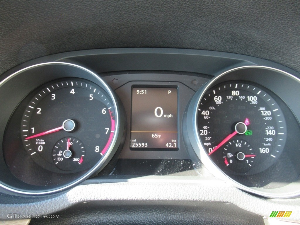 2018 Passat SE - Fortana Red Metallic / Cornsilk Beige photo #16
