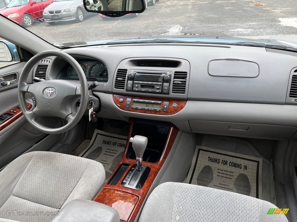 2002 Camry XLE - Catalina Blue Metallic / Stone photo #18