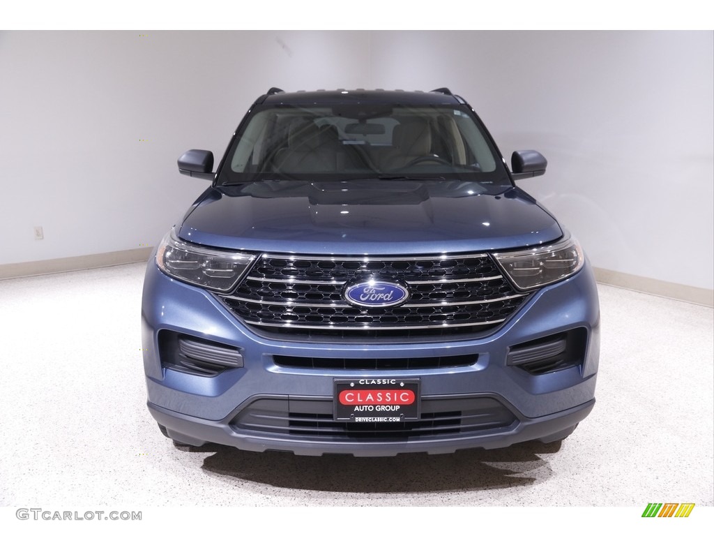 2020 Explorer XLT 4WD - Blue Metallic / Sandstone photo #2
