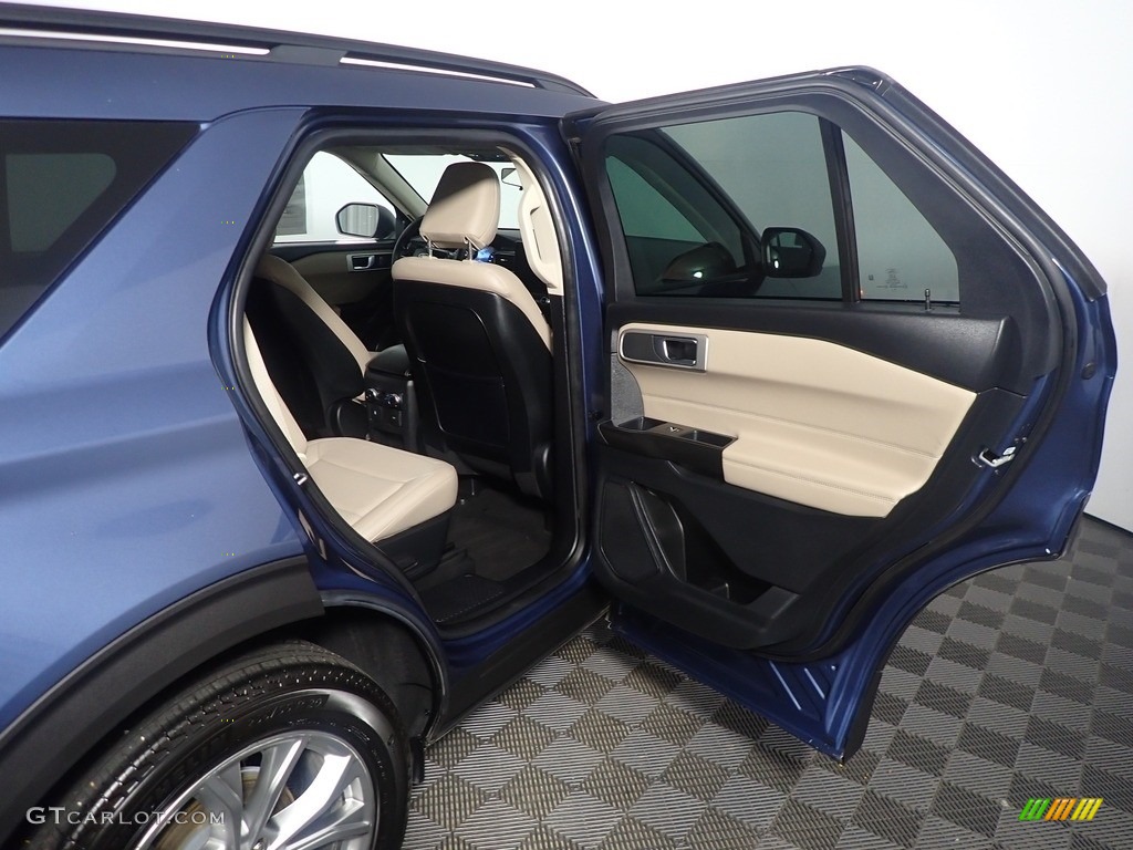 2020 Explorer XLT 4WD - Blue Metallic / Sandstone photo #38