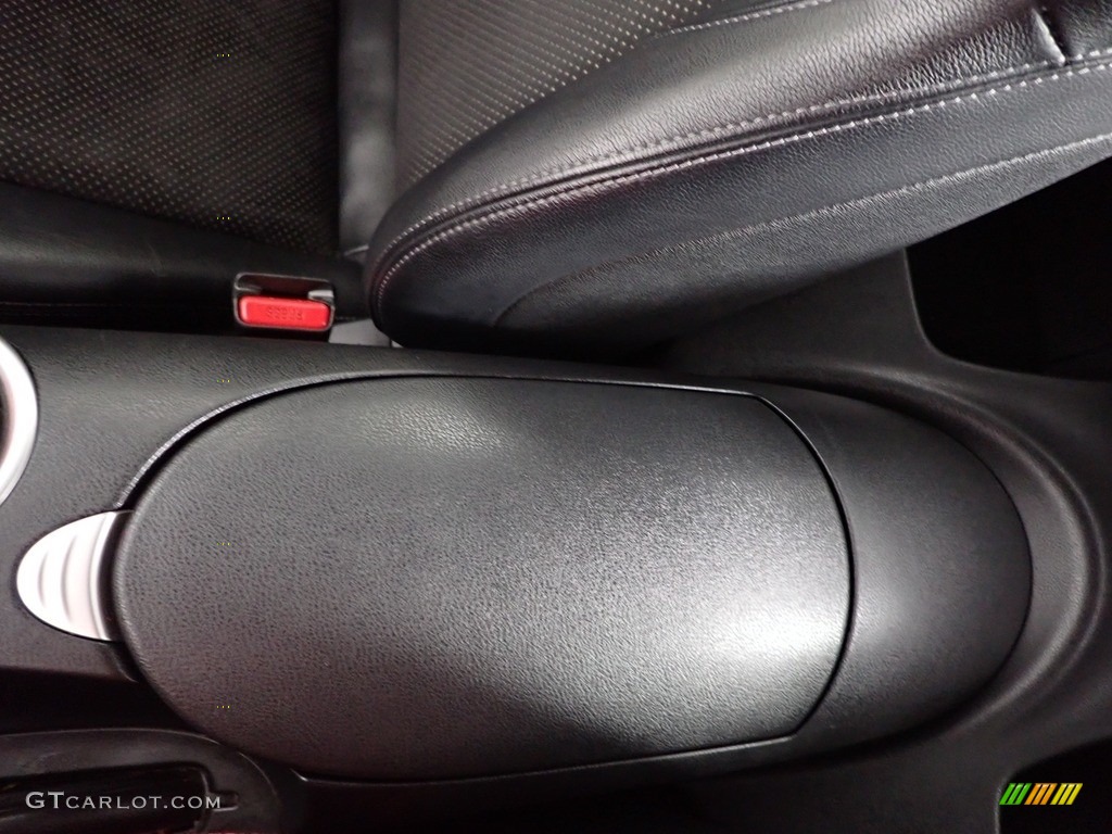 2014 370Z Touring Coupe - Pearl White / Black photo #27