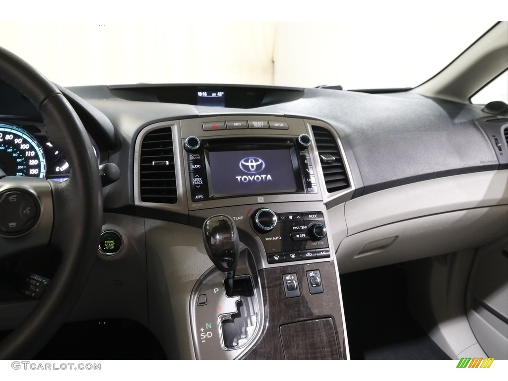 2013 Venza XLE AWD - Classic Silver Metallic / Light Gray photo #9