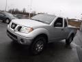 2009 Radiant Silver Nissan Frontier SE King Cab  photo #8