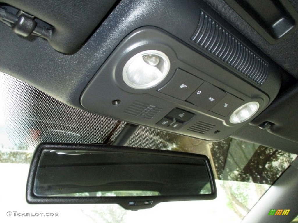 2012 Eos Executive - Candy White / Cornsilk Beige photo #67