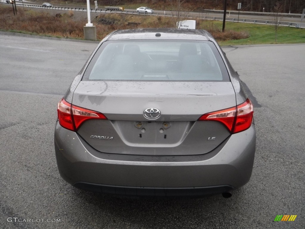 2019 Corolla LE - Falcon Gray metallic / Black photo #15