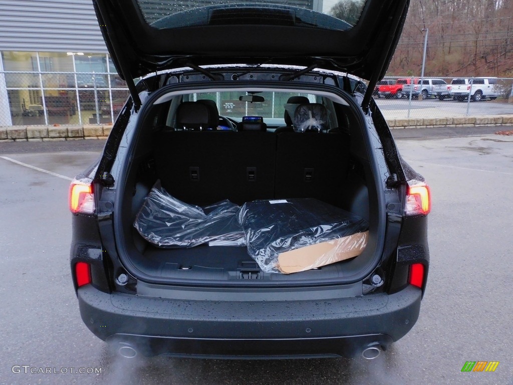 2022 Ford Escape SEL 4WD Trunk Photos
