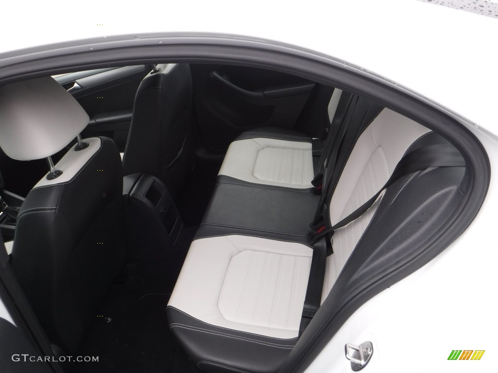 Black/Ceramique Interior 2016 Volkswagen Jetta Sport Photo #143490110