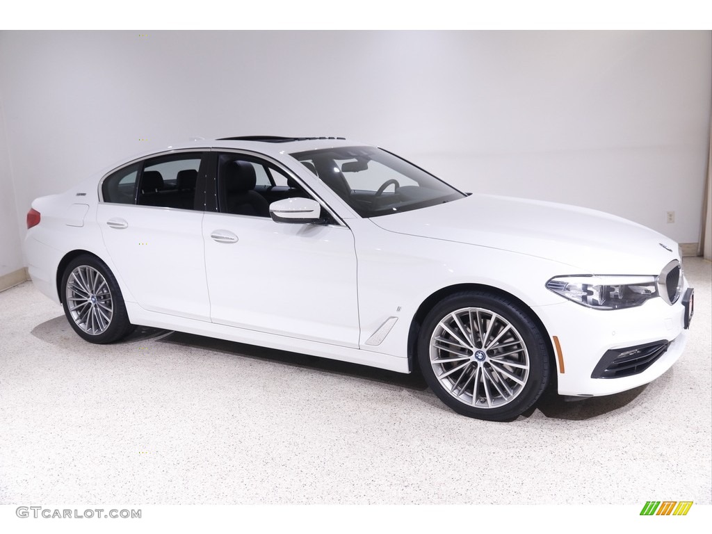 Alpine White 2018 BMW 5 Series 530e iPerfomance xDrive Sedan Exterior Photo #143491814