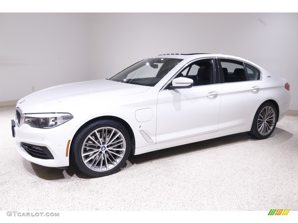 Alpine White 2018 BMW 5 Series 530e iPerfomance xDrive Sedan Exterior Photo #143491820