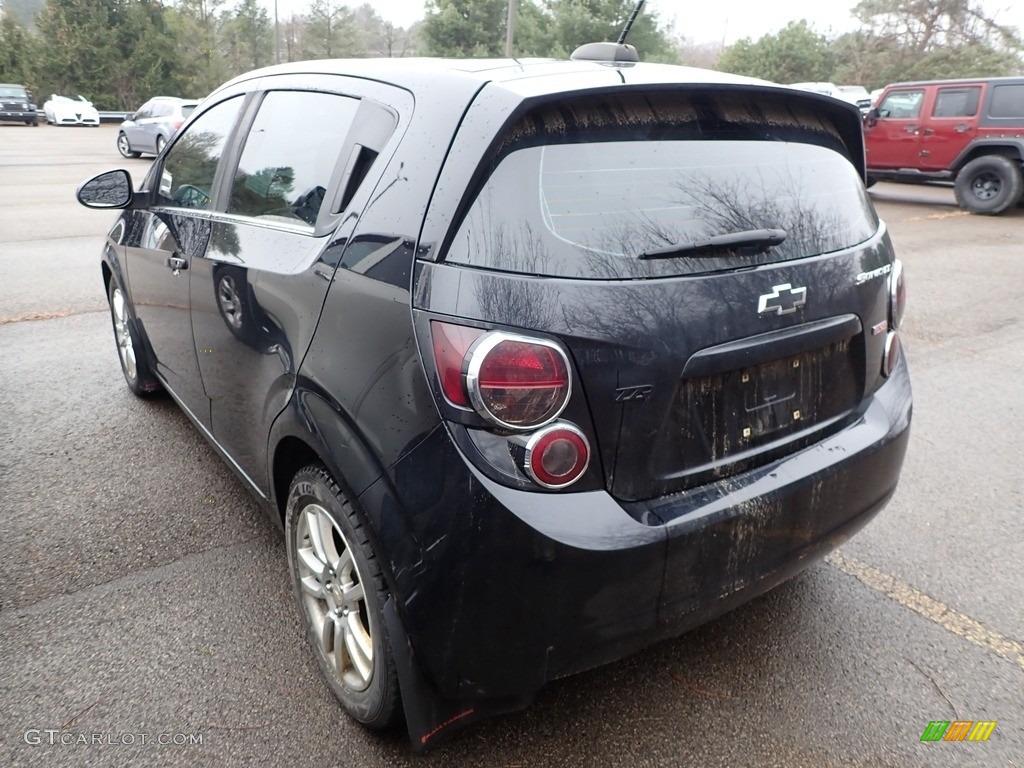 2016 Sonic LT Hatchback - Nightfall Gray Metallic / Jet Black/Dark Titanium photo #4