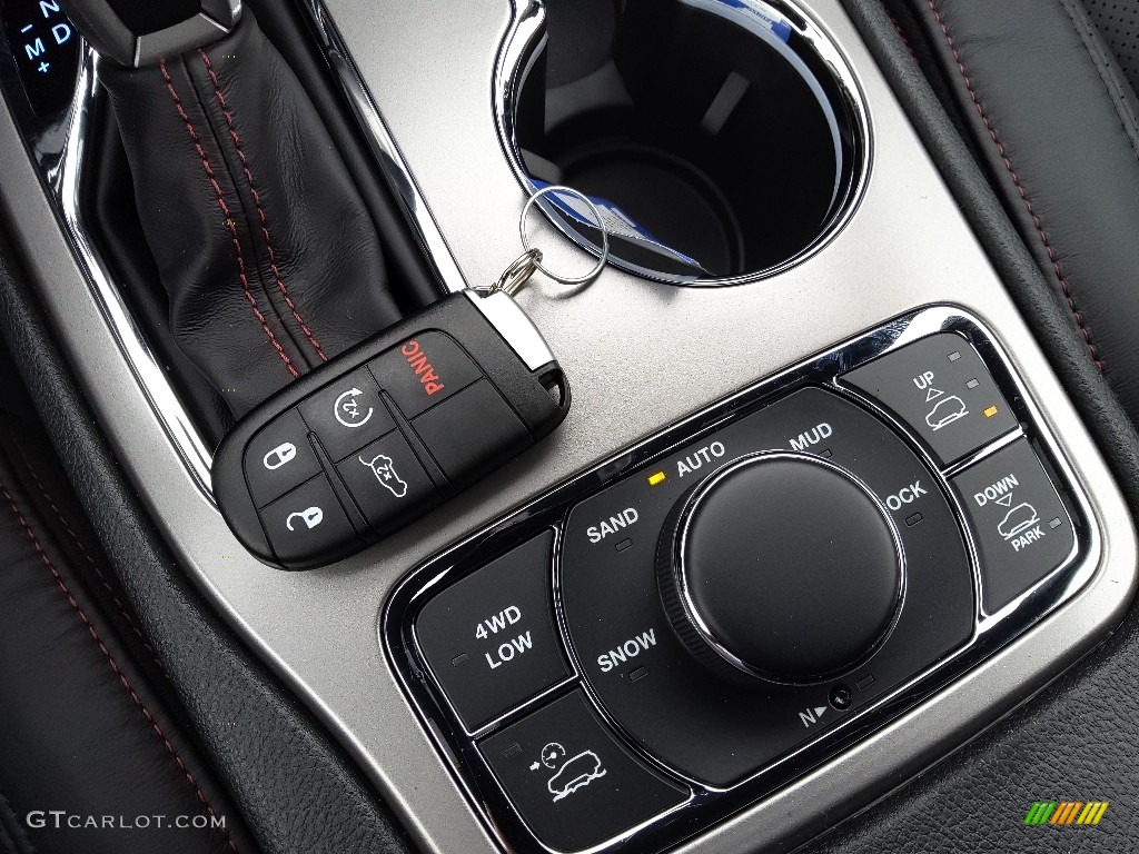 2021 Jeep Grand Cherokee Trailhawk 4x4 Controls Photo #143493057