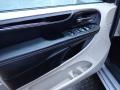 2017 Billet Metallic Dodge Grand Caravan SXT  photo #22