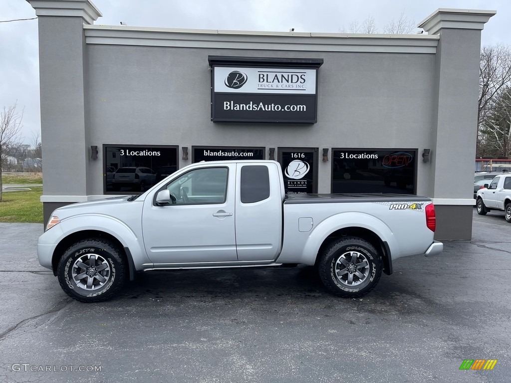 2017 Frontier Pro-4X King Cab 4x4 - Brilliant Silver / Graphite photo #1