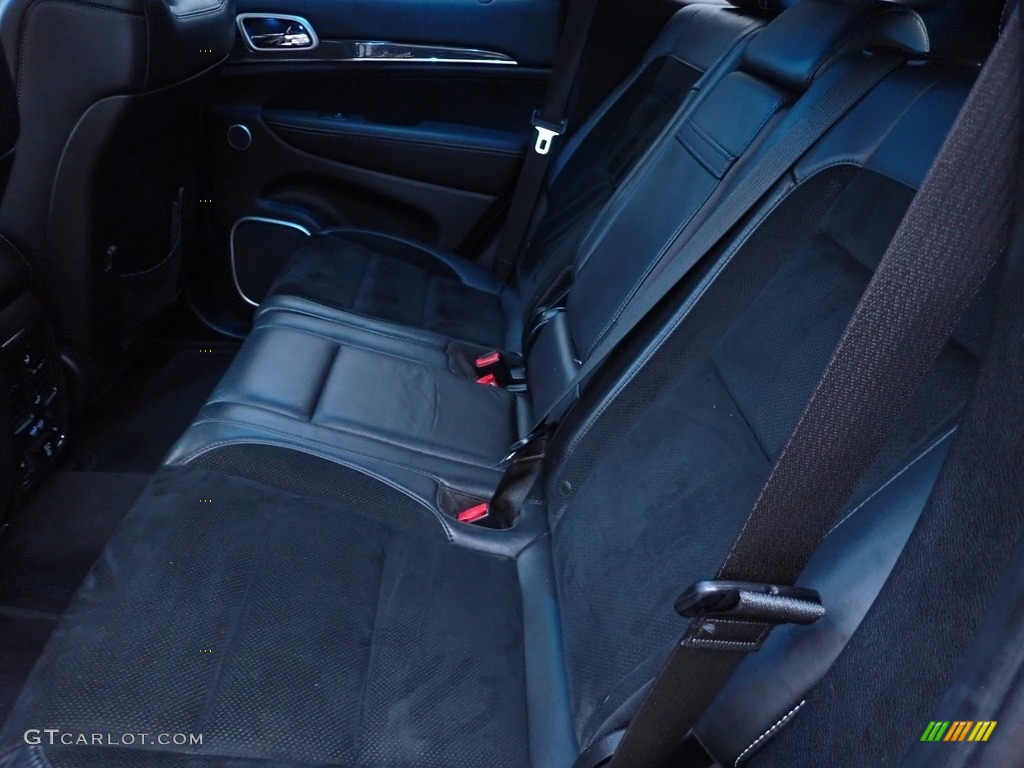 2014 Grand Cherokee SRT 4x4 - Brilliant Black Crystal Pearl / SRT Morocco Black photo #18