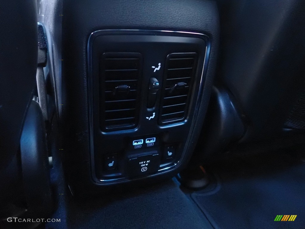 2014 Grand Cherokee SRT 4x4 - Brilliant Black Crystal Pearl / SRT Morocco Black photo #20