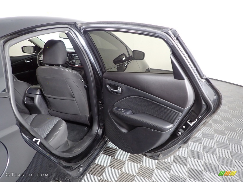 2014 Dart SXT - Pitch Black / Black/Light Tungsten photo #33