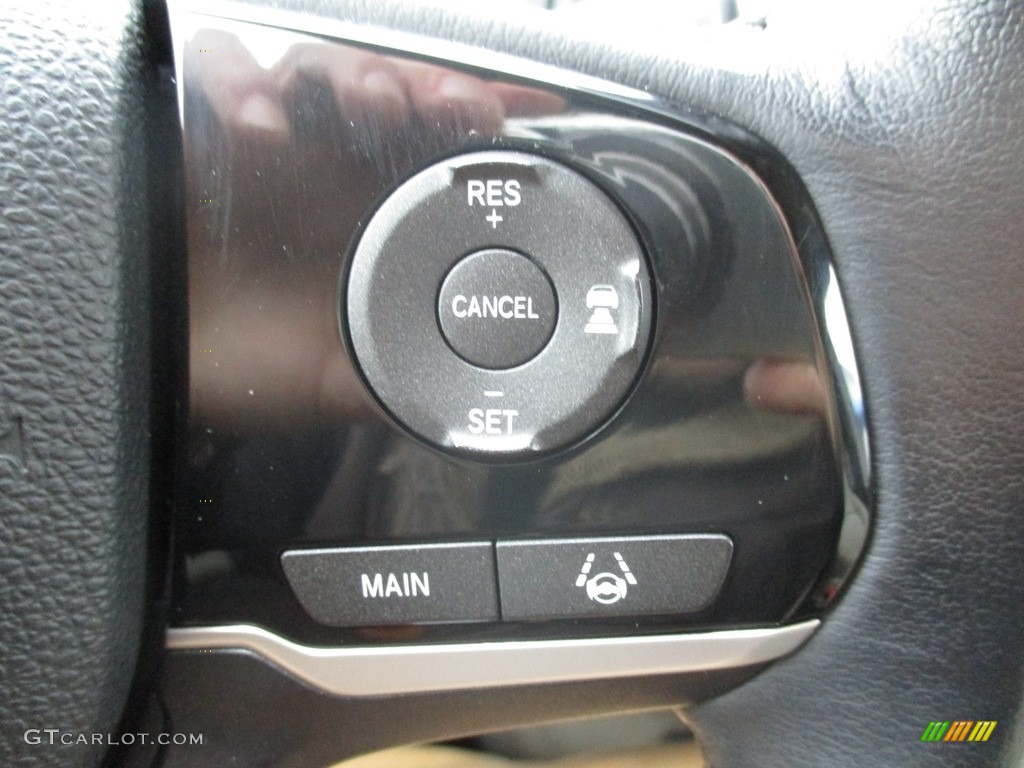 2018 Honda Odyssey EX-L Controls Photo #143495223
