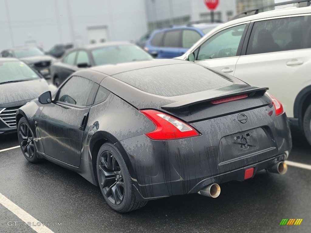 2016 370Z Coupe - Pearl White / Black photo #4