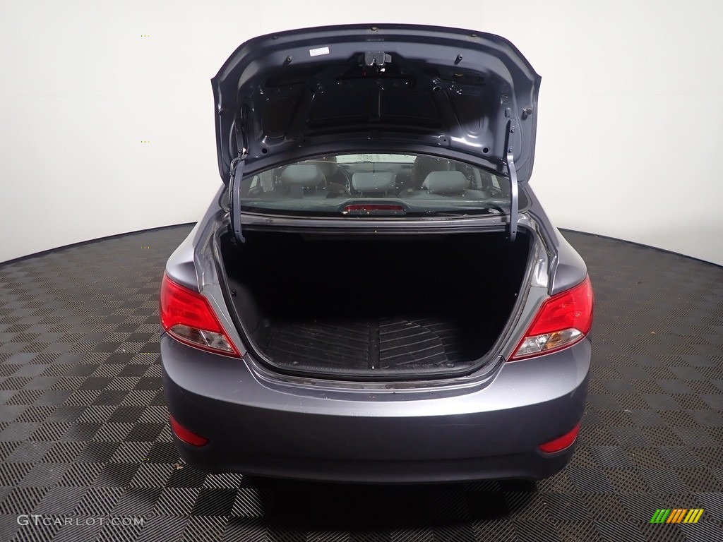 2016 Accent SE Sedan - Triathlon Gray / Gray photo #13
