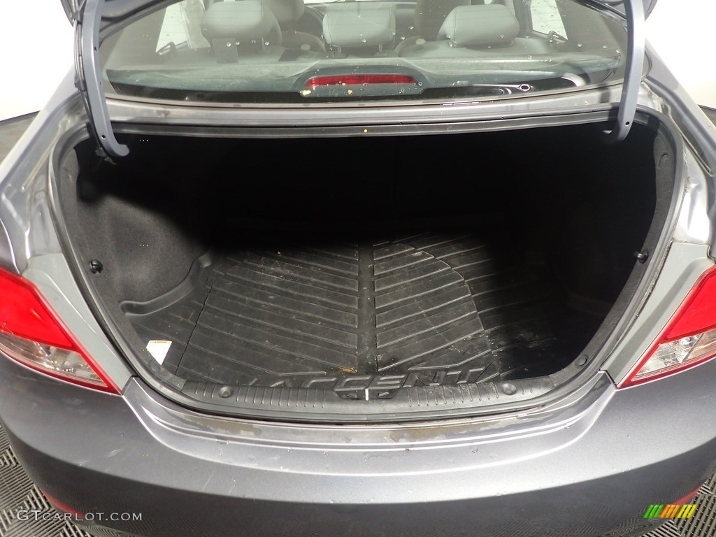 2016 Accent SE Sedan - Triathlon Gray / Gray photo #14