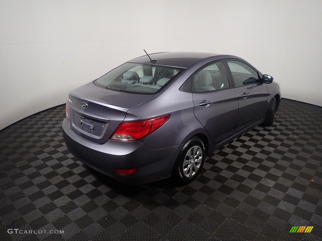 2016 Accent SE Sedan - Triathlon Gray / Gray photo #16