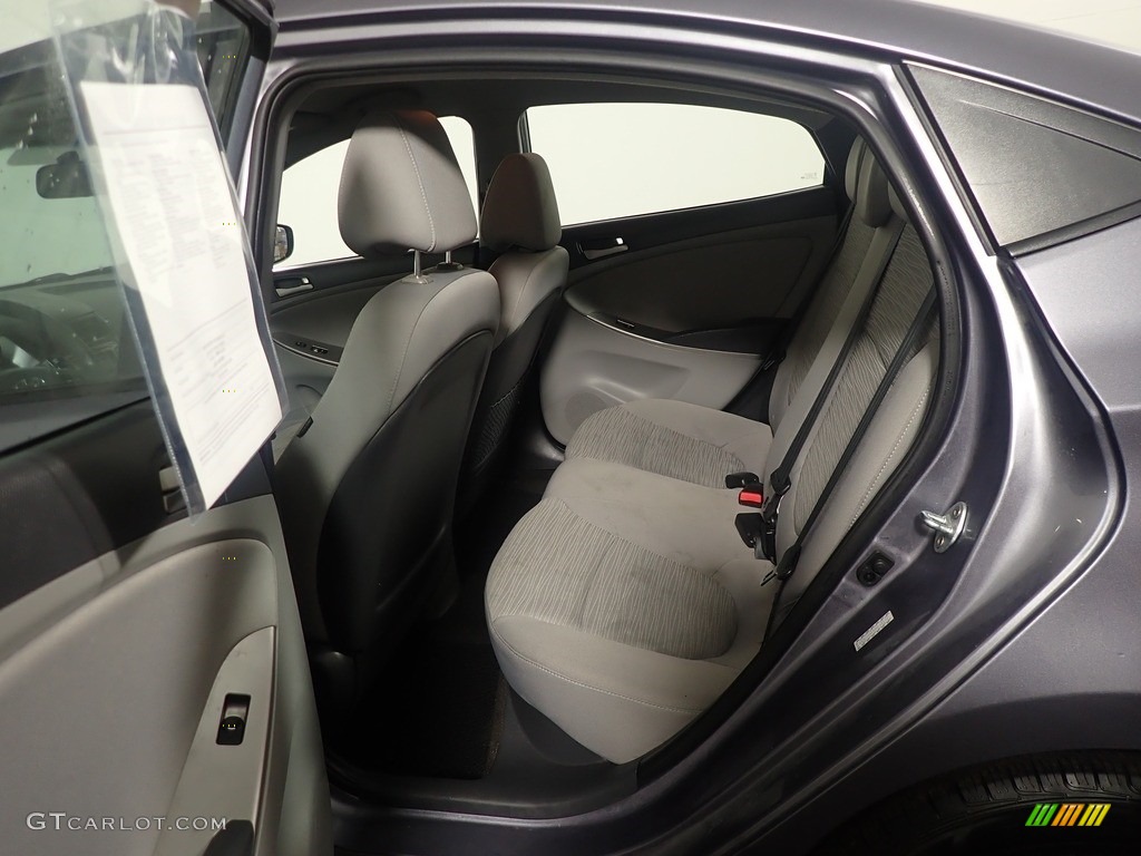 2016 Accent SE Sedan - Triathlon Gray / Gray photo #34