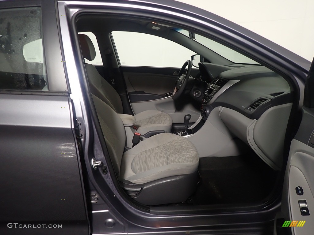 2016 Accent SE Sedan - Triathlon Gray / Gray photo #38