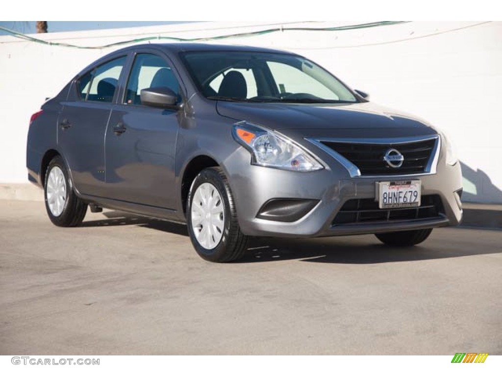 2019 Versa S Plus - Gun Metallic / Charcoal photo #1